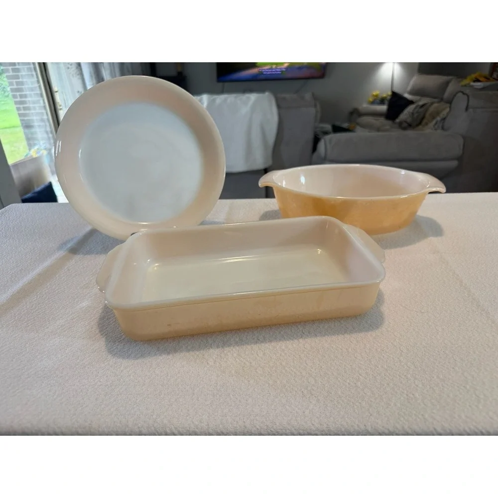 Vintage Anchor Hocking Fire-King Peach Lustre 3-Piece Baking Dish Set